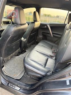 تۆیۆتا ڕاڤ 4